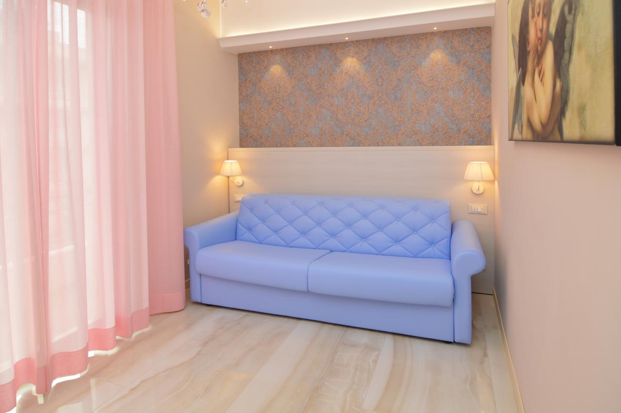 Hotel Pineta เบลลาเรีย-อีเจอา มารีนา ภายนอก รูปภาพ